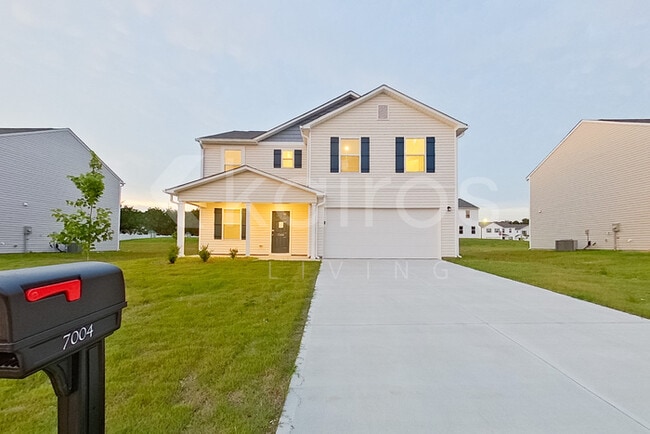Photo - 7004 Peppermill Way House