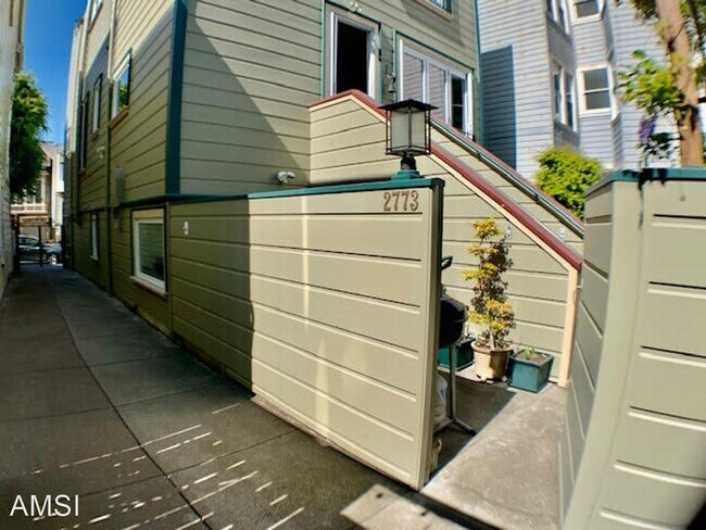 Photo - 1 br, 1 bath House - 2773 Bush Street Apt. B
