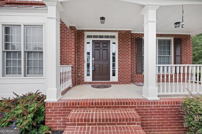 Photo - 940 Southfield Ln