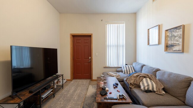Photo - 1337 W Huron St Unit 3R
