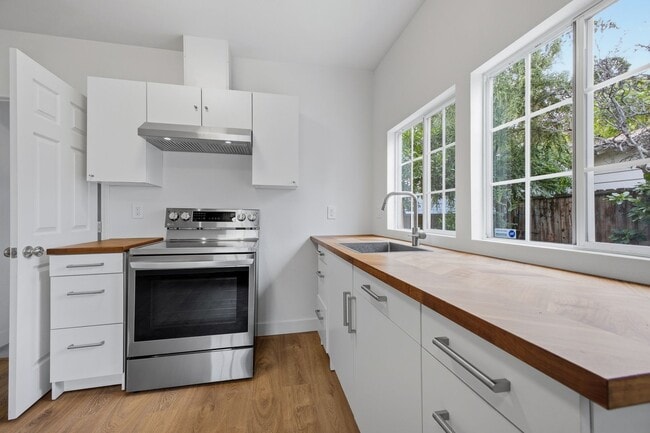 Photo - 570 W Montana St Unidad 570 Montana