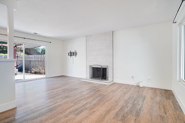 Photo - Dain House Unit 2207