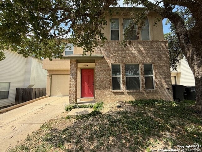 Building Photo - Super Clean & Move-In Ready! 3 Bed, 2.5 Ba... Rental