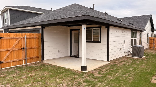 Photo - 316 Constanza Trl