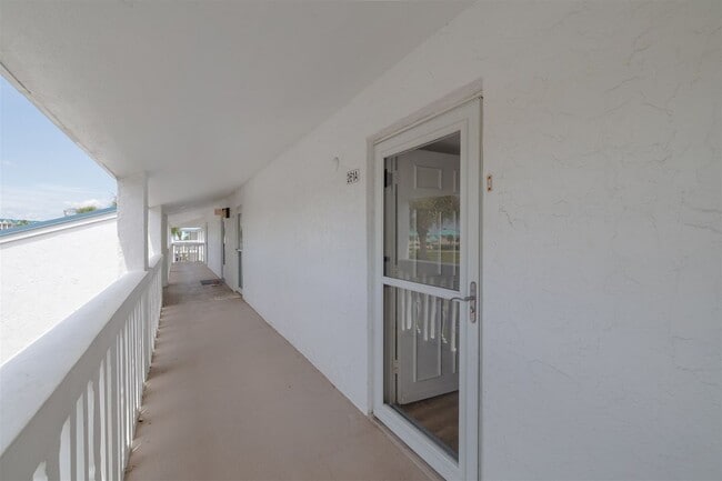 Photo - 4590 S Atlantic Ave