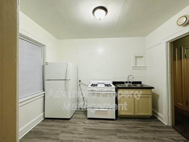 Photo - 4576 N 31st St