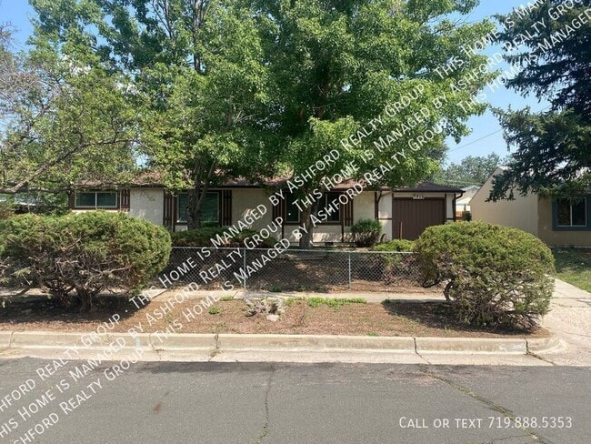 Photo - 2215 Bonfoy Ave