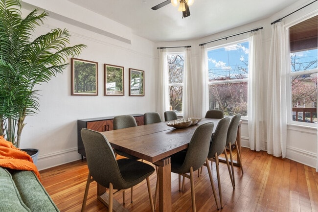 Photo - 1914 E Jefferson St Unit ID1324826P