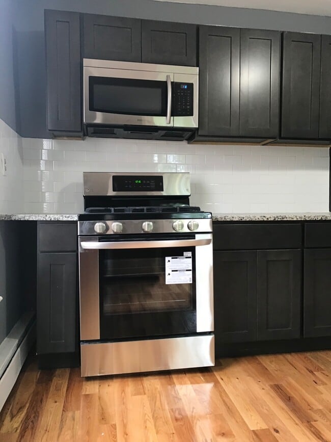378 Orchard St Unit 2nd Fl