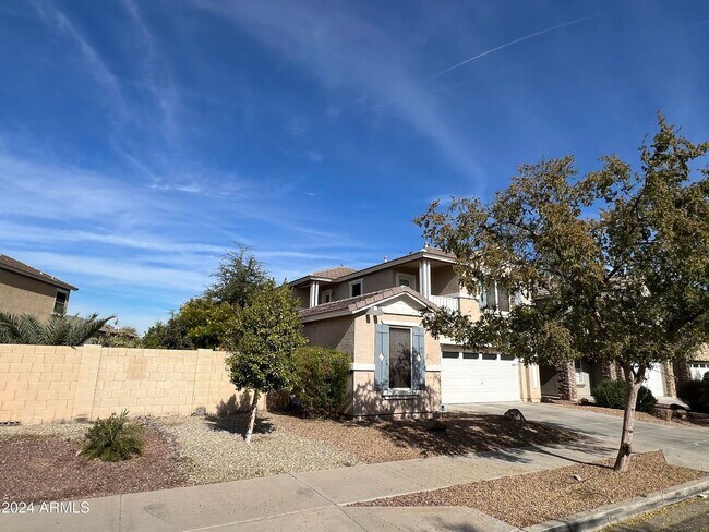 Photo - 2226 E Bowker St