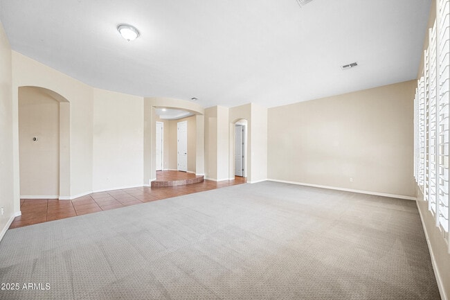 Photo - 2407 E Iris Dr