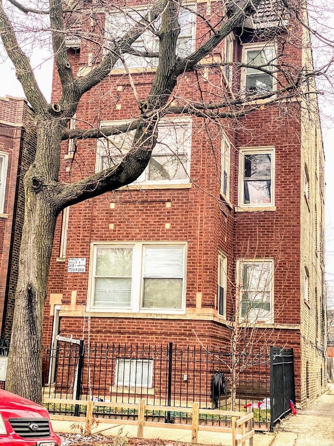 Photo - 2415 N Hamlin Ave Condo Unit 2