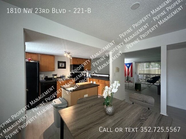 Photo - 1810 NW 23rd Blvd