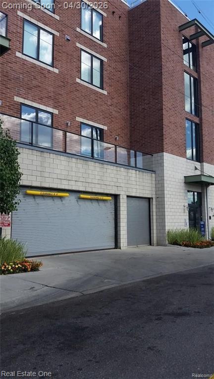 Photo - 211 E 9 Mile Rd Unit 215