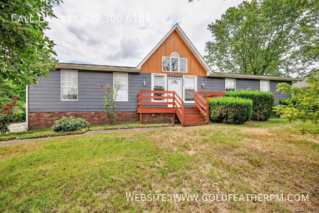 Building Photo - 2901 High Rigger Dr