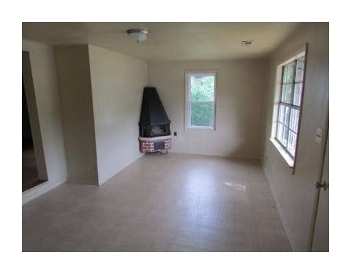 Photo - 622 E Huntsville Rd