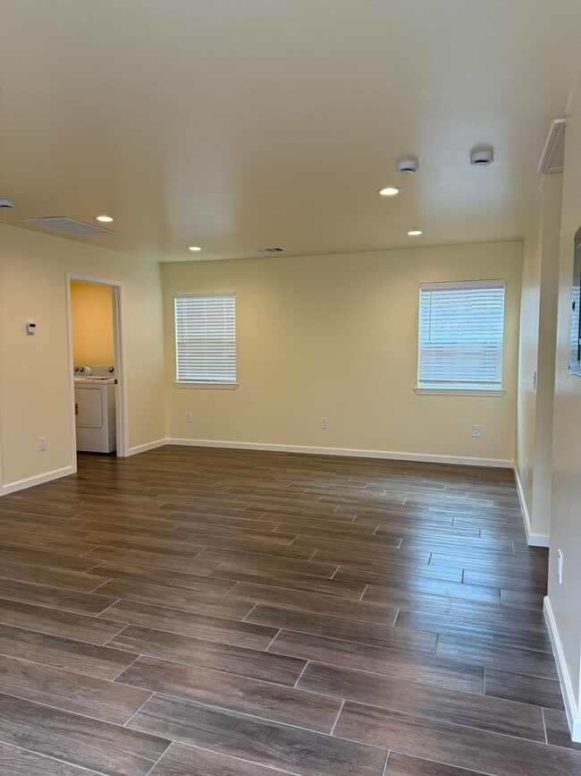 Photo - 1118 2nd St Unit 1118 2nd Street #B