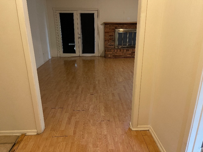 Photo - 2111 Scripture St