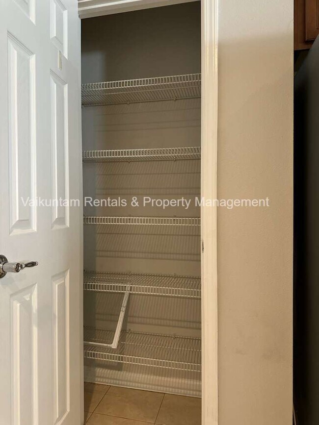 Photo - 4240 Metron Dr