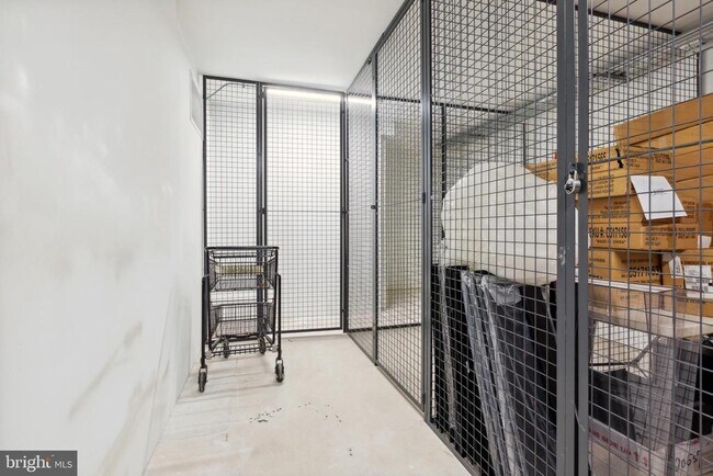 Photo - 815 King St Unit 5E