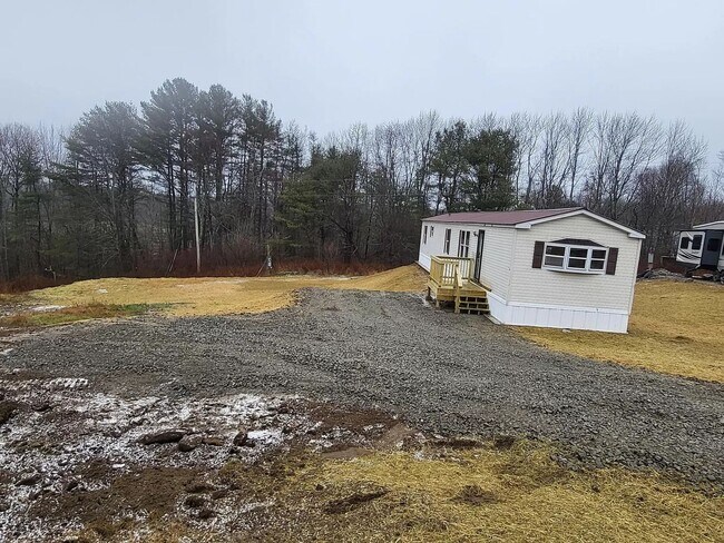 Photo - 3 Bed 1 Bath Wiscasset