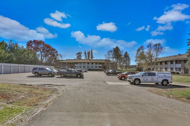 Photo - Wonderful 3BR Available at Oakridge Apartments! Only 30 mins from Twin Cities! Unidad 6001-105