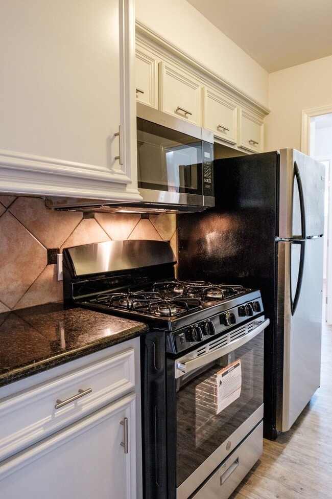 Photo - 2801 Carrolton St
