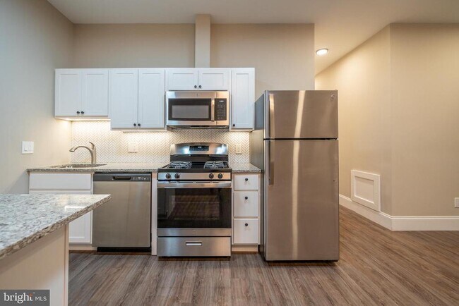 Photo - 29 E Gay St Apartment Unit 8