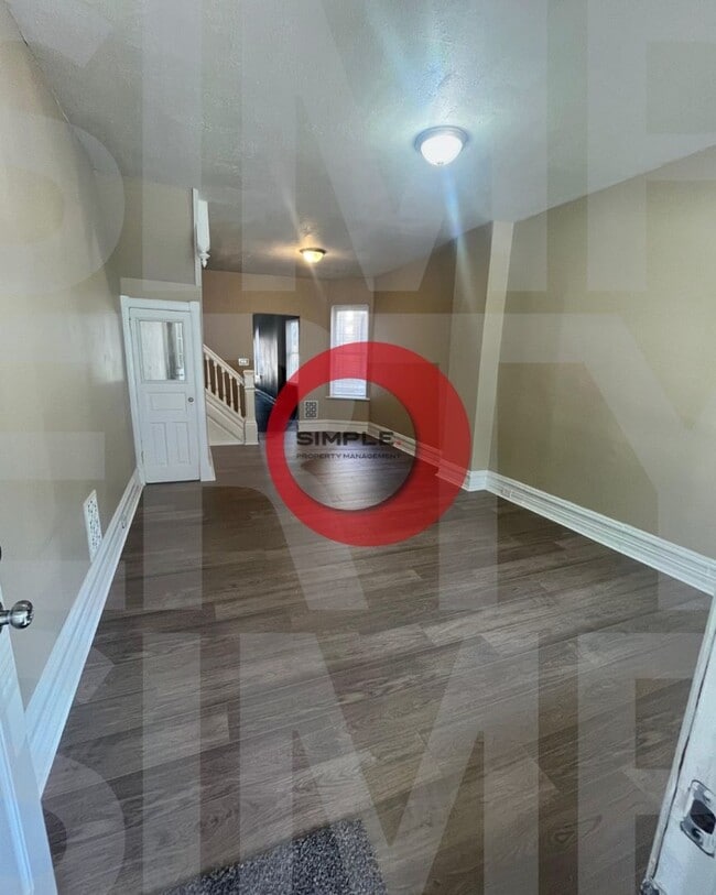 Photo - Great space & Location!