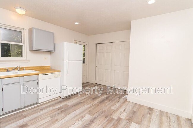Photo - 3728 Chula Vista Dr Unit 3730