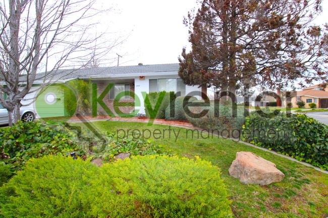 Building Photo - 2457 39th Ave Rental