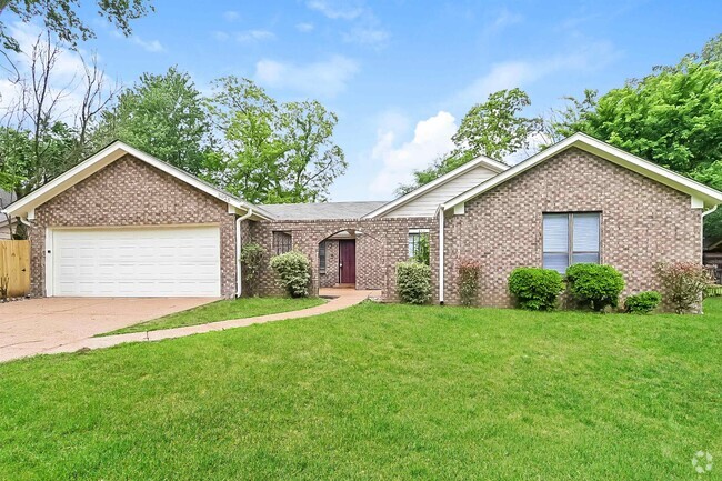 Building Photo - 3025 Wood Thrush Dr Rental