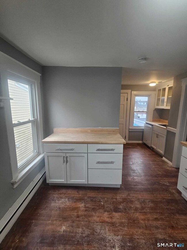 Photo - 14 Westfield St Unit 1