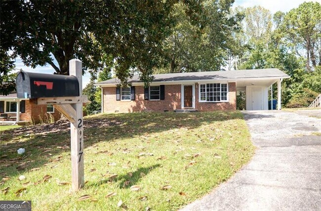 Photo - 2917 Cambridge Dr SW