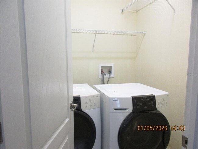 Photo - 3035 Youngford St