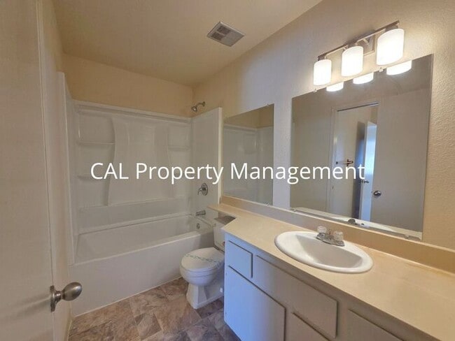 3 Bedroom Condo in North Salinas