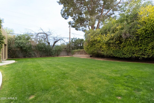 Photo - 4451 E Earll Dr