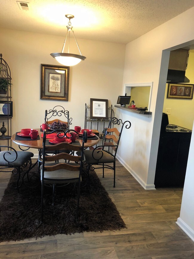 Summit View Apartments For Rent in Browns Summit, NC