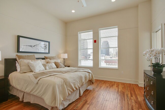 The Howard Luxury Apartments