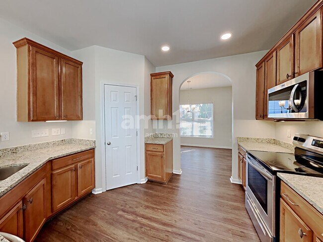 Photo - 174 Rowan Dr