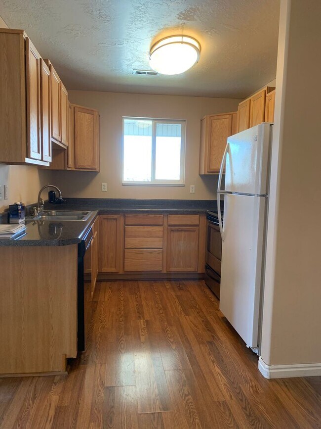 Photo - Move in December: 2 Bed 2 Bath Ogden Condo with 3 Weeks Free!