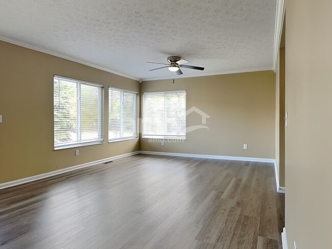 Photo - 9865 Whispering Pine Dr