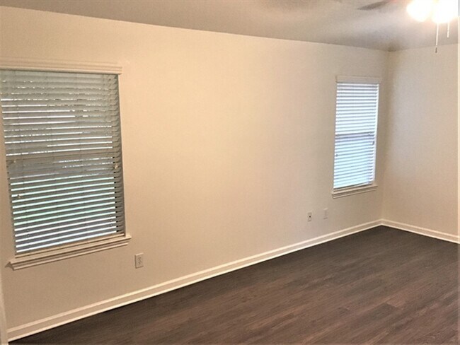 Photo - 4910 Monarch Meadow Ln