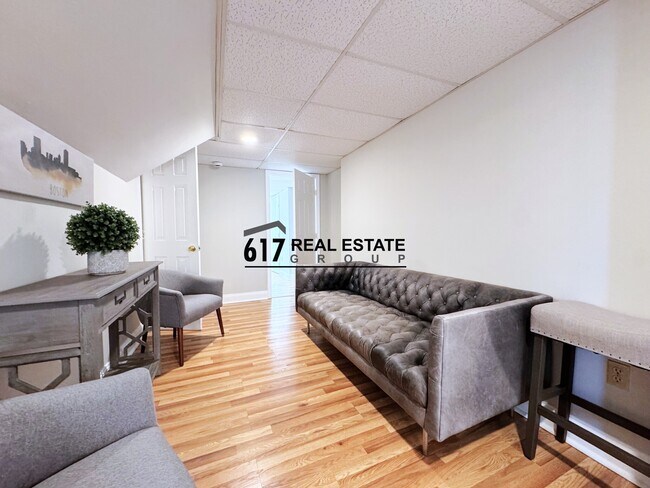 Photo - 140 Commonwealth Ave Unit 1O1