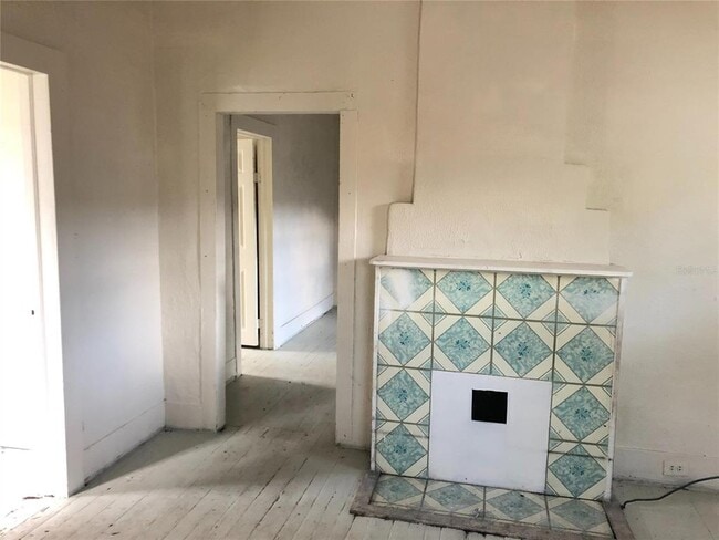 Photo - 1104 W 24th St