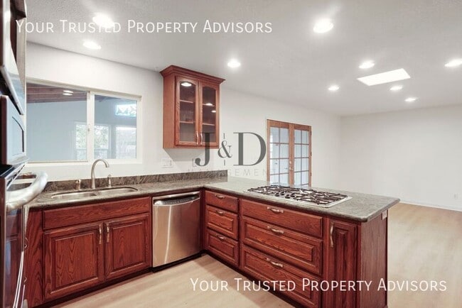 Photo - 151 Bonita Pl