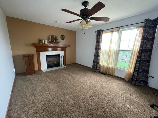 Photo - 463 Cambridge Dr