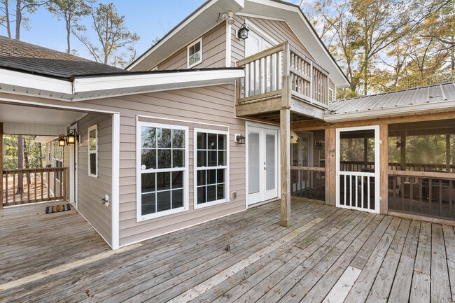 Photo - 292 Tuckasee-King Landing Rd