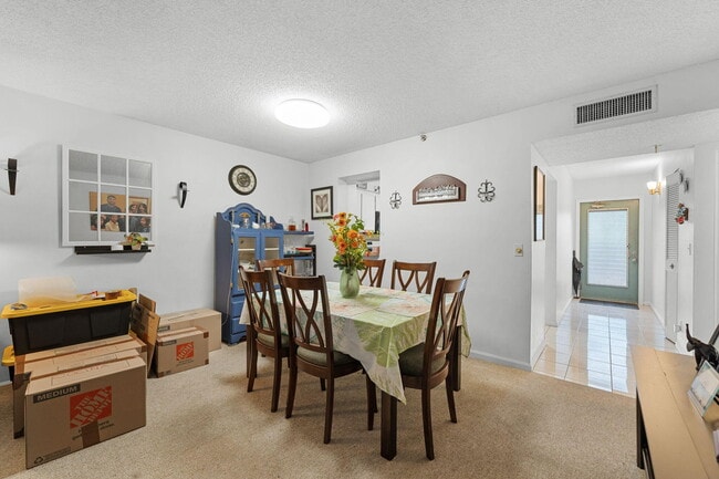 Photo - 14527 Bonaire Blvd Unidad 109