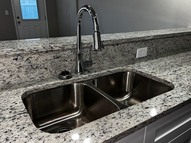 Photo - Gorgeous Luxury Duplex Built in 2024